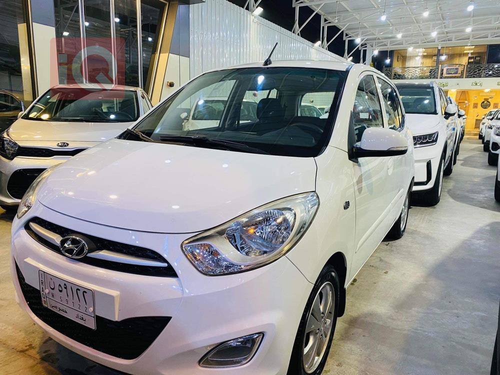 هیوندای i10
